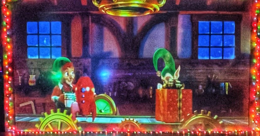 Holiday 3D holographic exhibits at the Connecticut Trolley Museum by Campiti Ventures